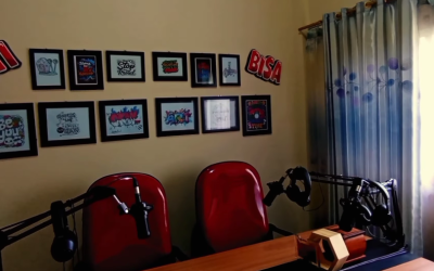 Tampilan ruang podcast sekolah SMKN 1 Banjarbaru
