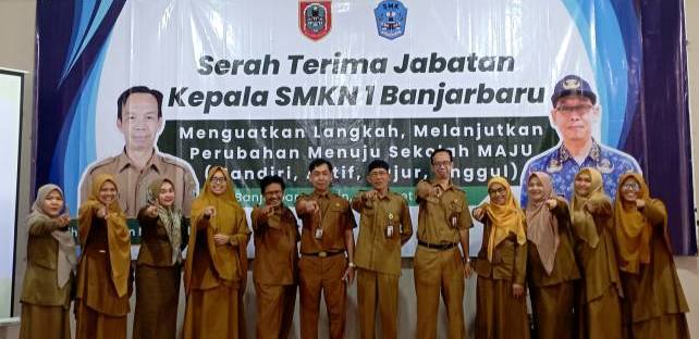 Serah Terima Jabatan Kepala SMKN 1 Banjarbaru