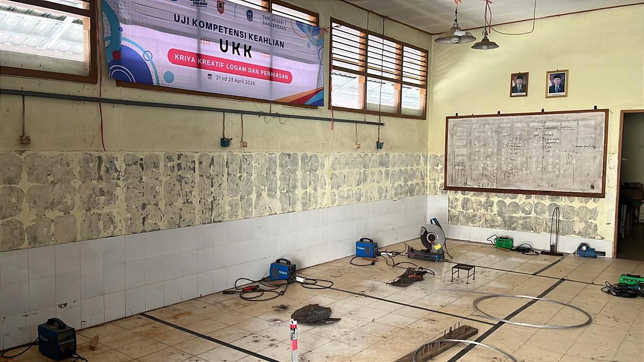 TUK Kriya Logam
