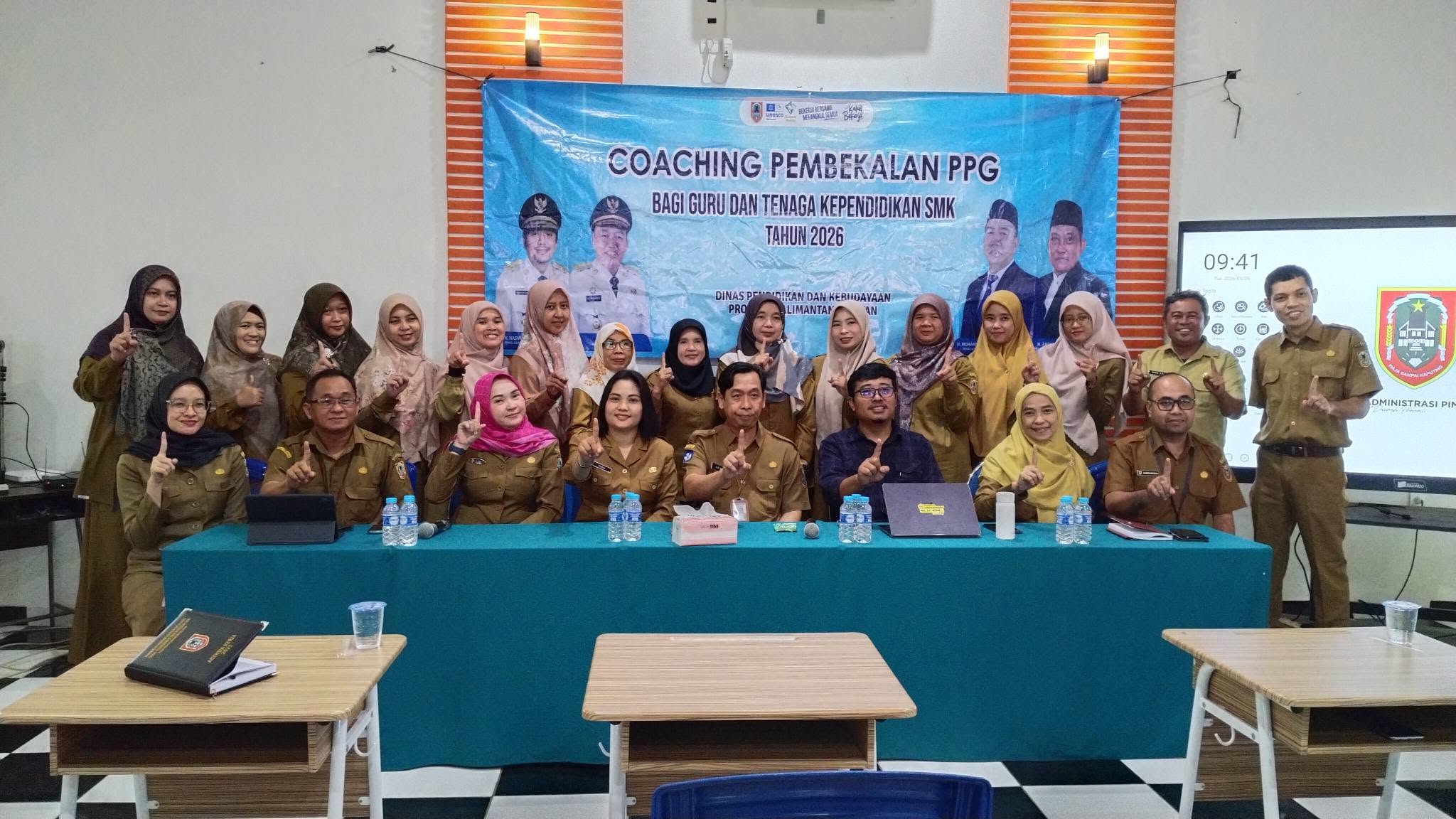 Foto Bersama Kepala Sekolah