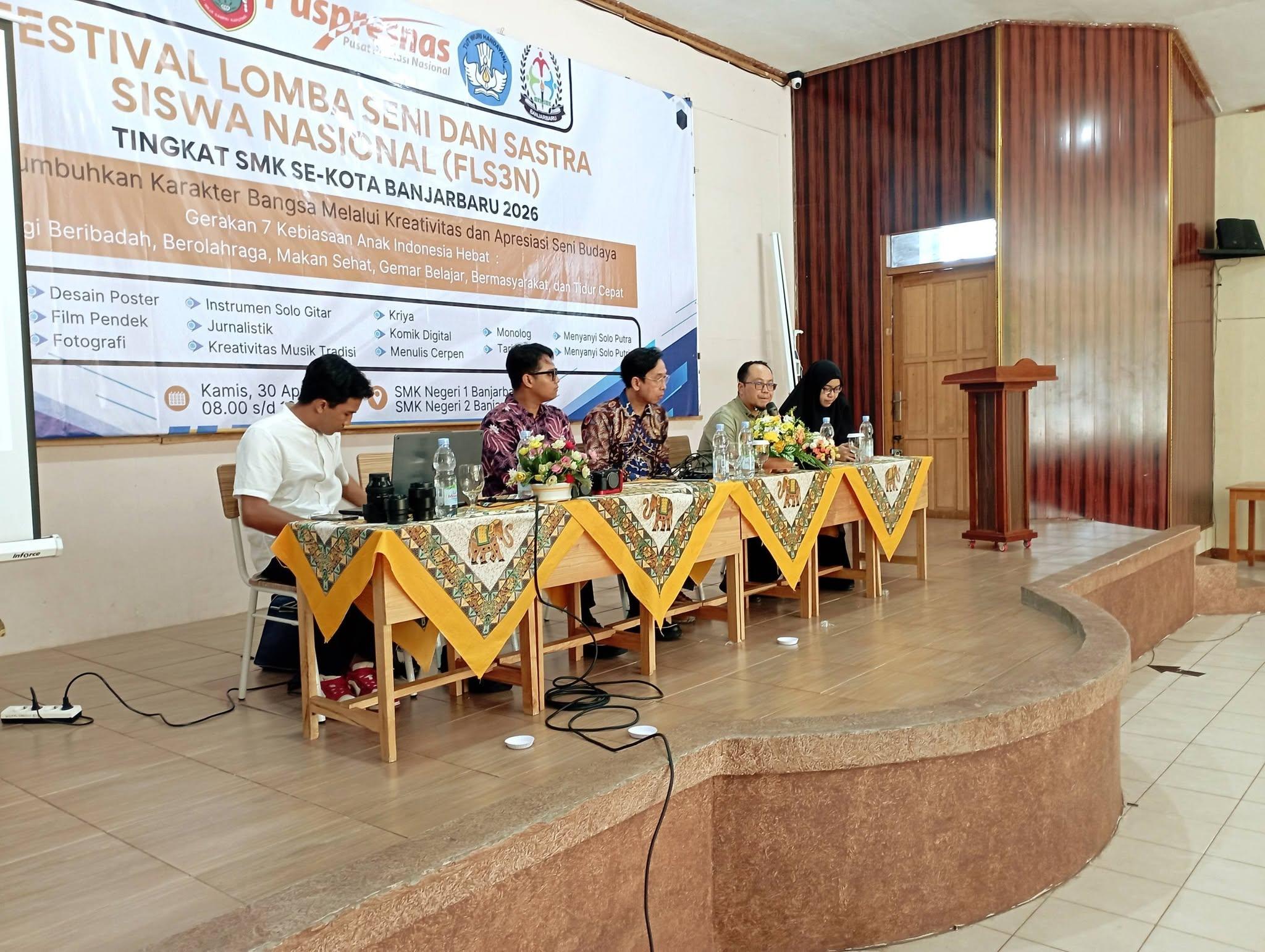 Jajaran Manajemen Sekolah