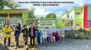 Upacara Hari Pendidikan Nasional di SMK Negeri 1 Banjarbaru,
