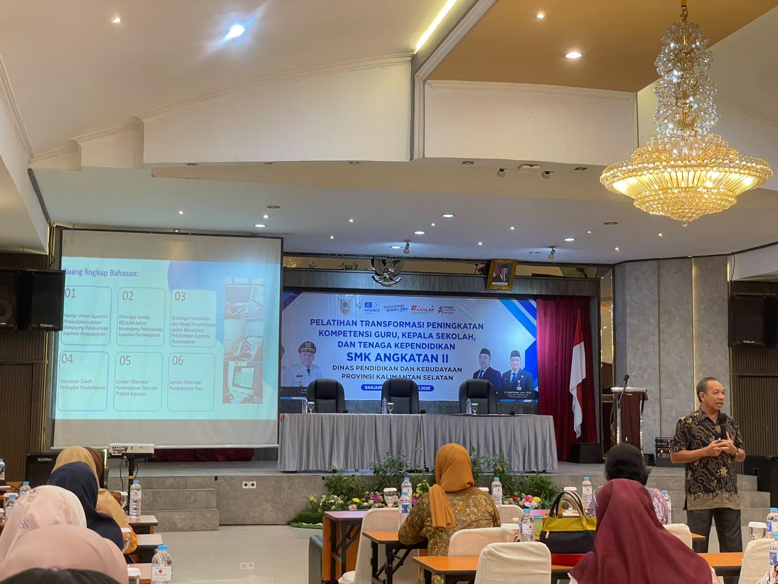 Suasana penyampaian materi dan ruang lingkup bahasan pelatihan