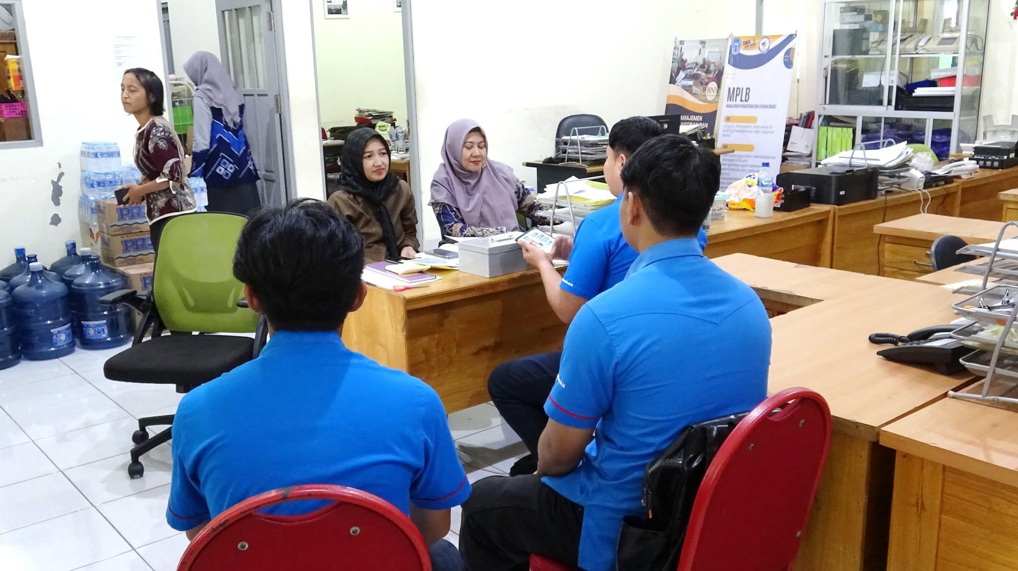 Diskusi koordinasi kemitraan MPLB SMKN 1 Banjarbaru dengan pihak Indogrosir